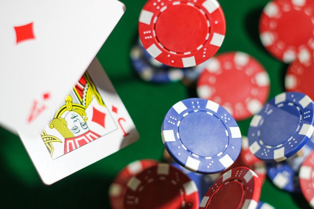 Texas Holdem Blinds poker table showing small blind and big blind positions