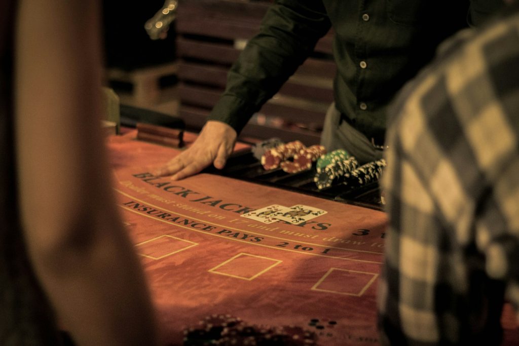 Texas Holdem Betting Rules poker table