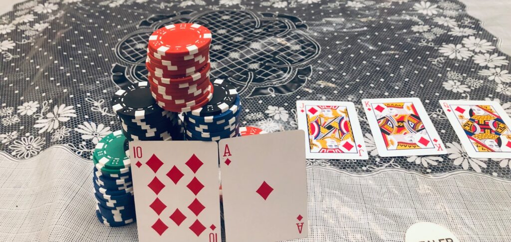 Texas Holdem Showdown Rules players at showdown revealing hole cards