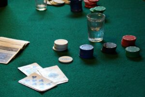 Showdown Rules in Poker Players at a poker table revealing cards during showdown